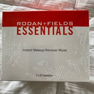 Rodan & Fields instant makeup remover wipes